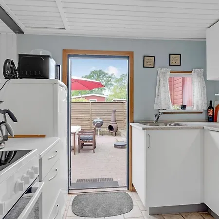 Cozy Home In Faxe Ladeplads With Wifi * Fakse Ladeplads
