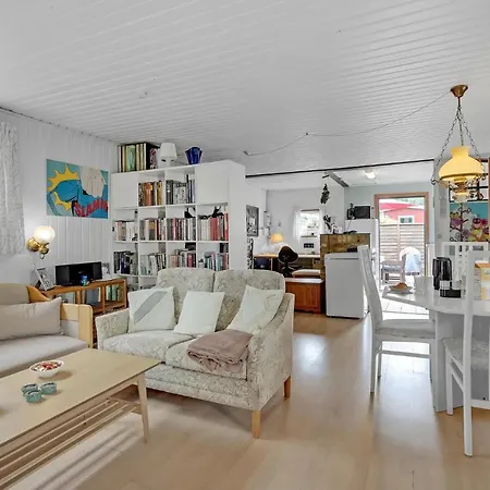 Stunning In Faxe Ladeplads With Wifi Holiday home Fakse Ladeplads
