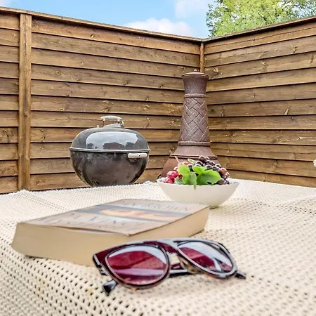 Stunning In Faxe Ladeplads With Wifi Holiday home *