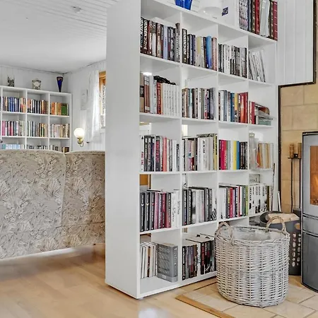 Cozy Home In Faxe Ladeplads With Wifi Ferienhaus *